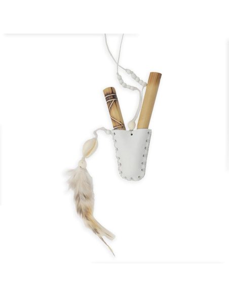 Bambus-Kuripe – Ararunart White – Röhren in weißer Ledermanschette mit Perlen, Muschel und Feder