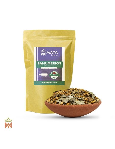 Peruanische Sahumerios – Beutel von Maya Incense neben einer Schale mit der Blatt-Holz-Mischung