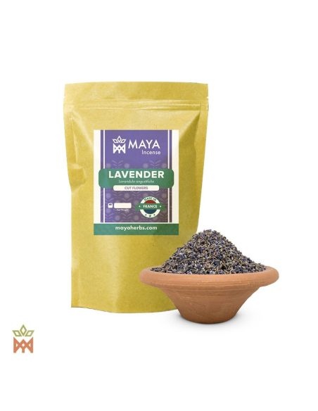 Getrocknete Lavendelblüten, Lavandula angustifolia, fein geschnitten – Maya-Incense-Beutel und Schale mit Knospen